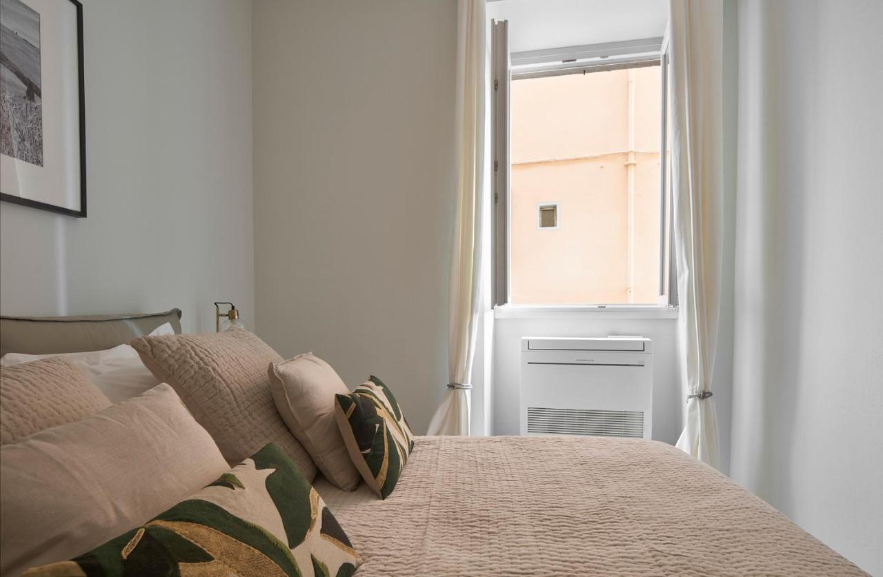 3 Master Bedrooms With Balcony On The River With Views Флоренція Екстер'єр фото
