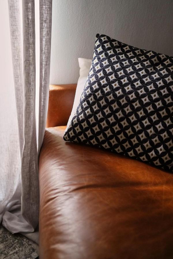 3 Master Bedrooms With Balcony On The River With Views Флоренція Екстер'єр фото