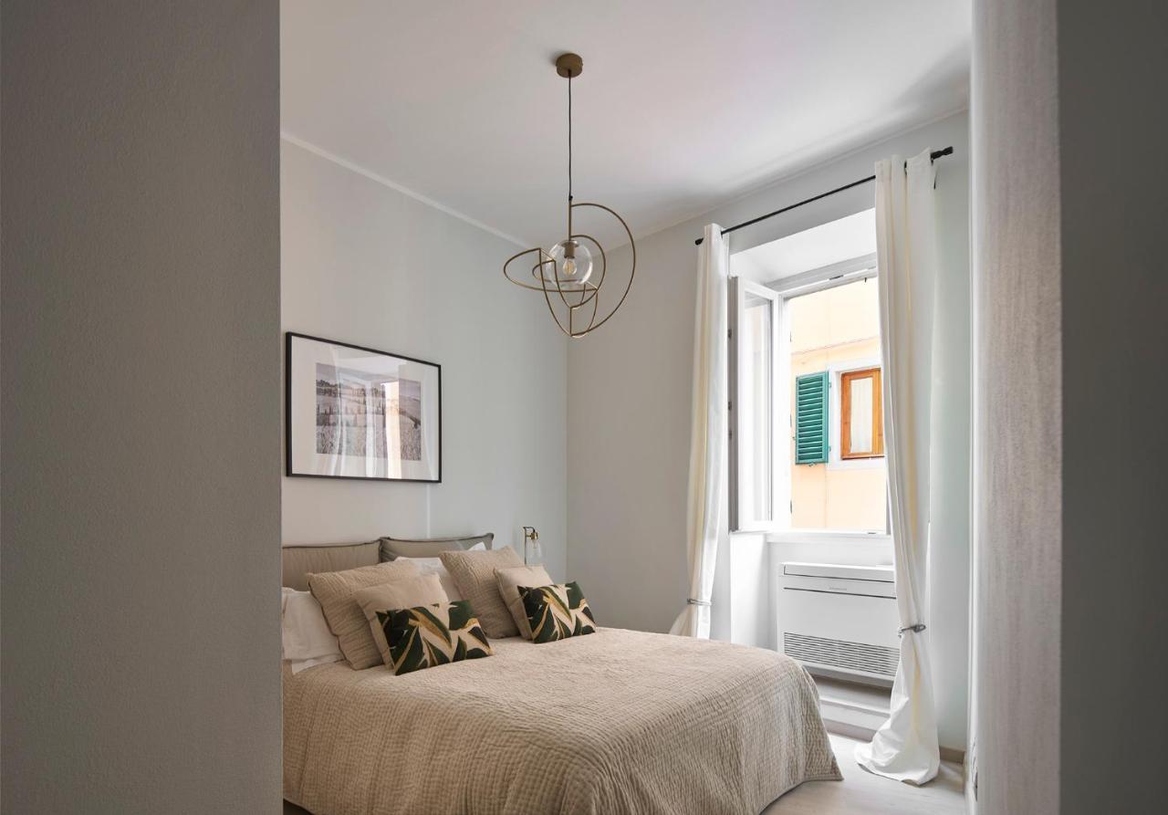 3 Master Bedrooms With Balcony On The River With Views Флоренція Екстер'єр фото