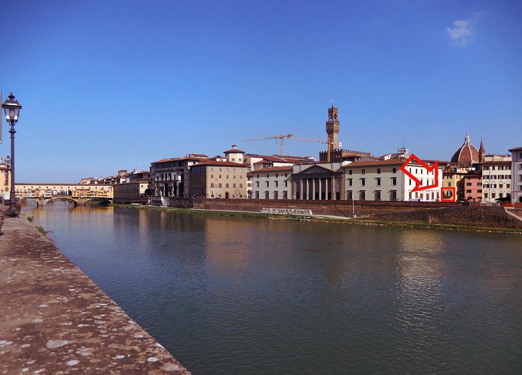 3 Master Bedrooms With Balcony On The River With Views Флоренція Екстер'єр фото